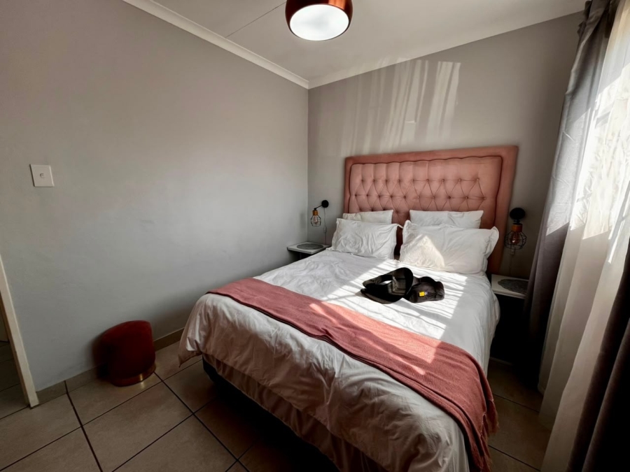 To Let 2 Bedroom Property for Rent in Waterval East North West